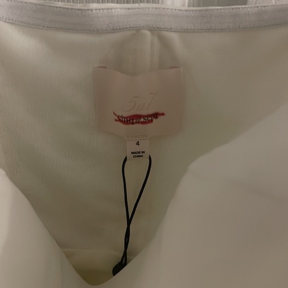 NEW‼️ Cinq a Sept Kennith Dress in Ivory - Picture 16 of 16